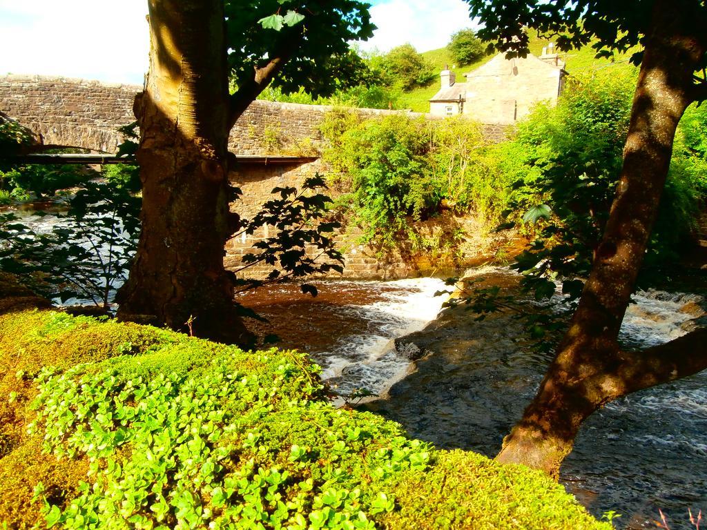 Riverside 3*